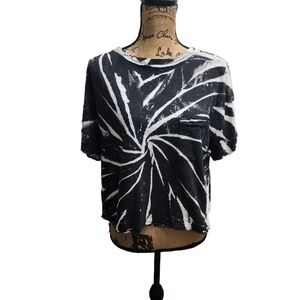 Love Vintage Top Womens Size Small Medium Multicolor TShirt TieDye Front Pocket